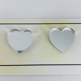 I Heart U in Mirror, Mirror on the Wall Studs