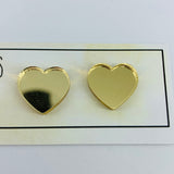 I Heart U in Mirror, Mirror on the Wall Studs