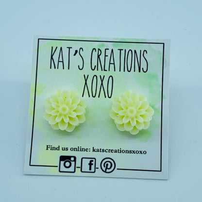 Chrysanthemum/Dahlia Resin Studs