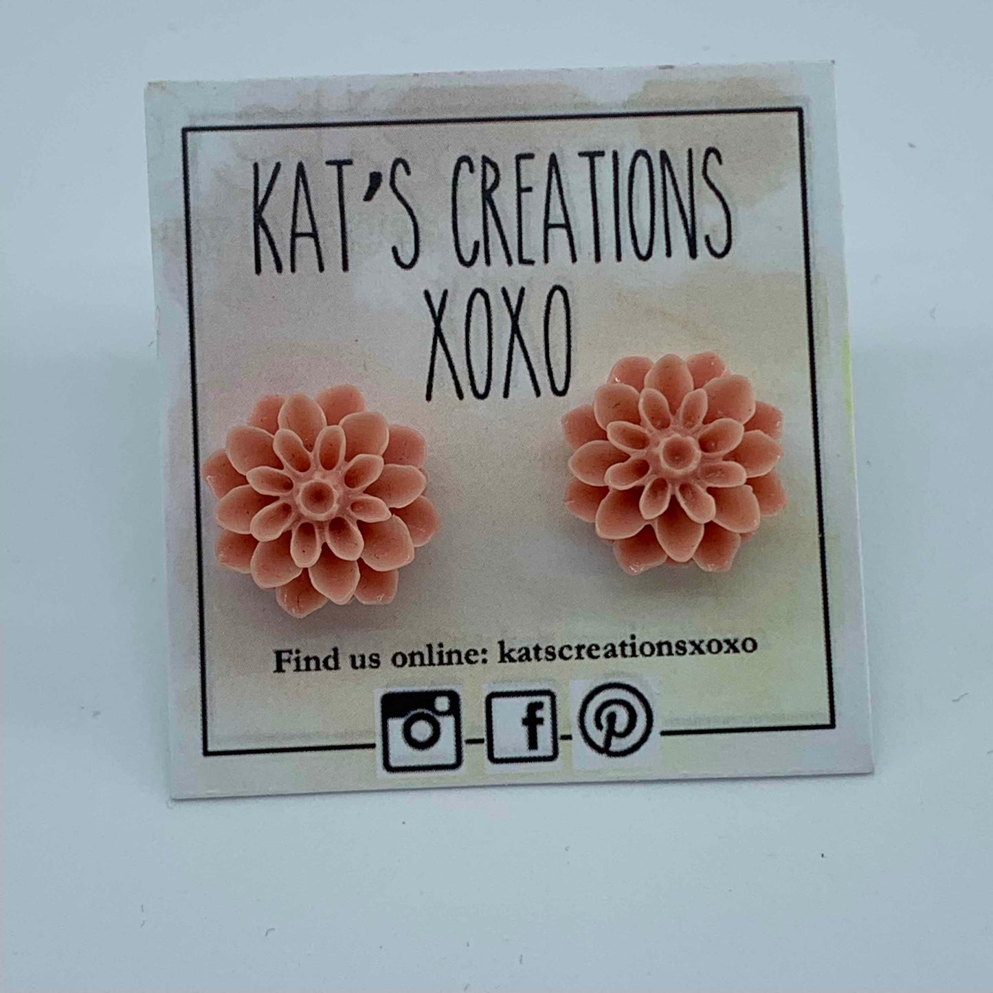 Chrysanthemum/Dahlia Resin Studs