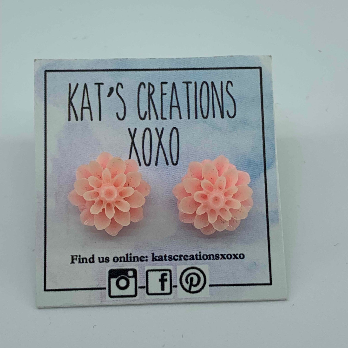 Chrysanthemum/Dahlia Resin Studs