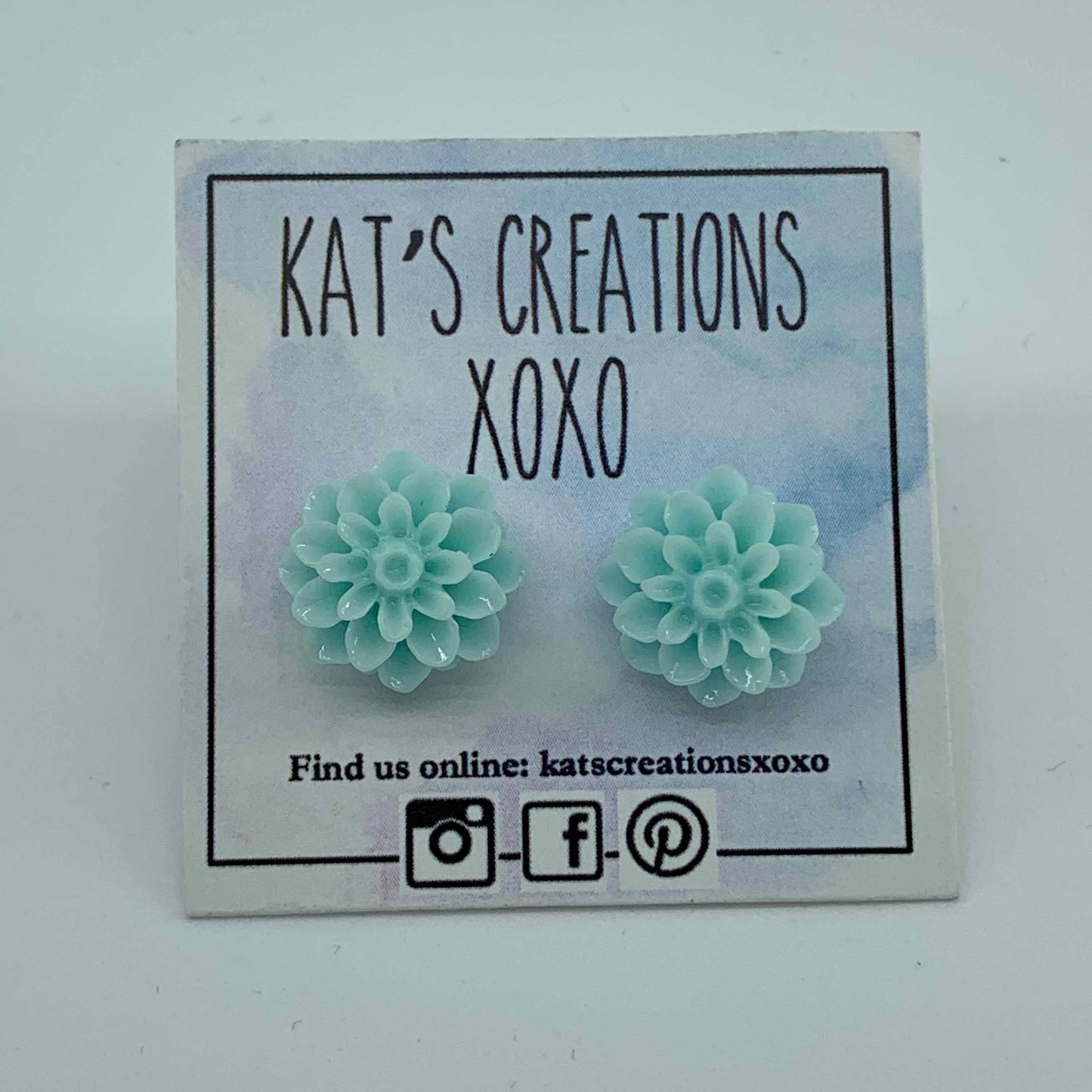Chrysanthemum/Dahlia Resin Studs