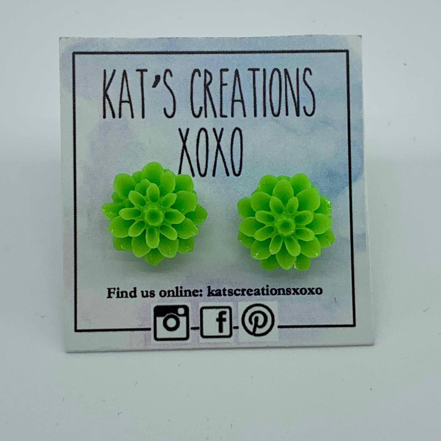 Chrysanthemum/Dahlia Resin Studs