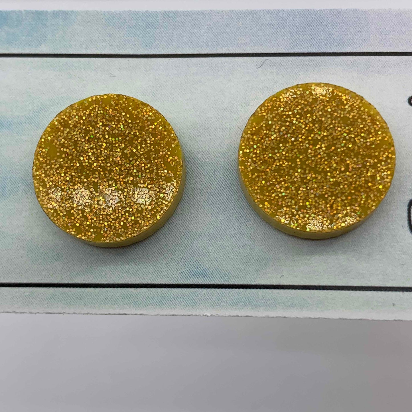 ooohh glitter! Acrylic Studs