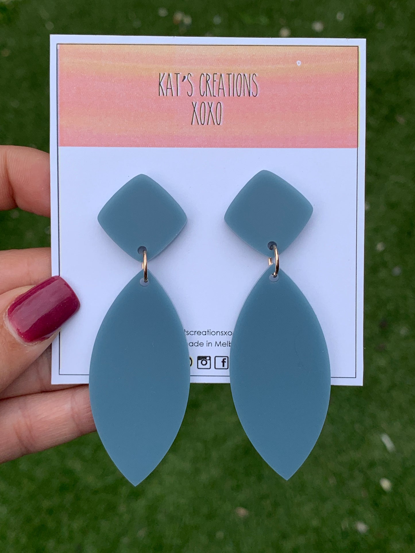 SALE Sophia Dangle-pick your colour